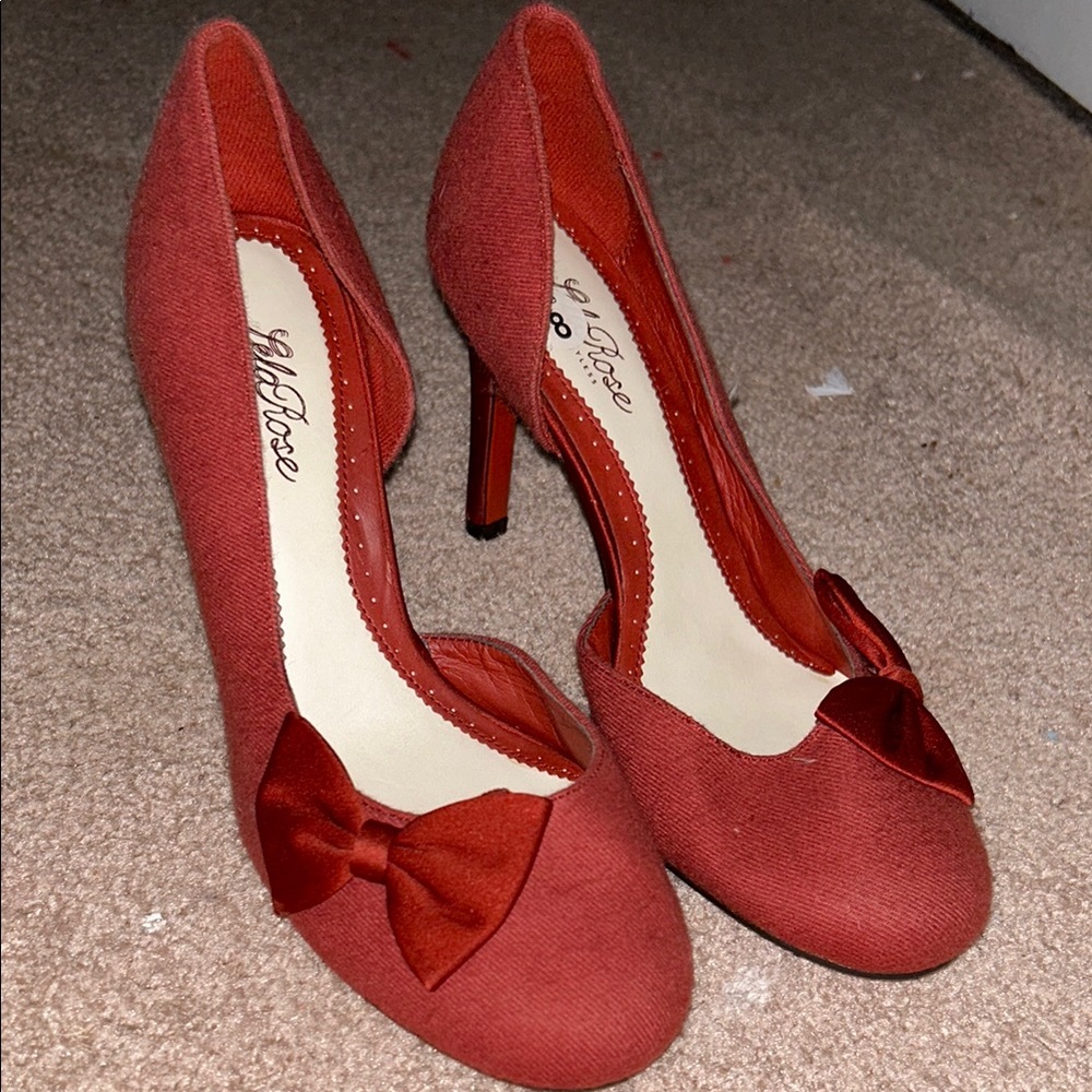 Red Heels with Elegant Bow (burnt orange)
